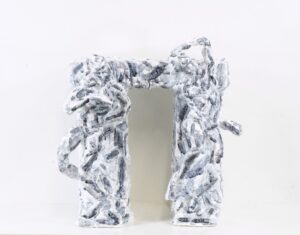 LOT 112 安井 鷹之介