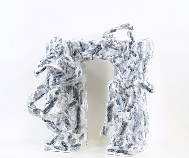 LOT 317 安井 鷹之介