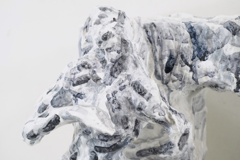 LOT 317 安井 鷹之介