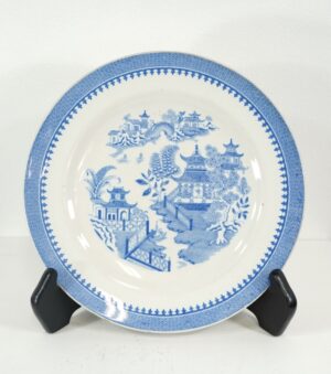 LOT 183 ROYAL WORCESTER VITREOUS